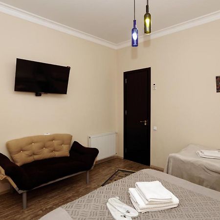 Family Apartment In Avlabari Tbilissi Extérieur photo
