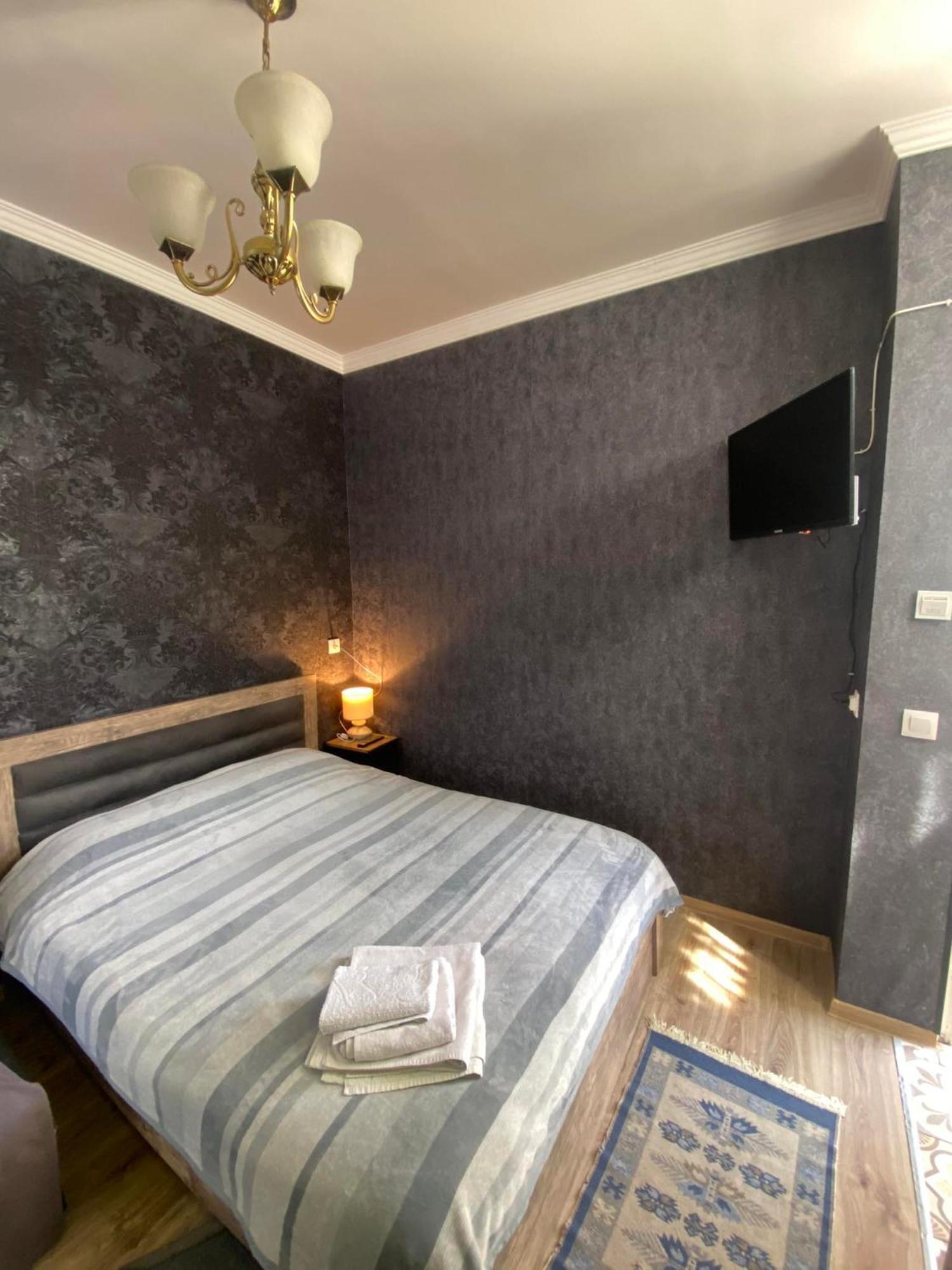 Family Apartment In Avlabari Tbilissi Extérieur photo