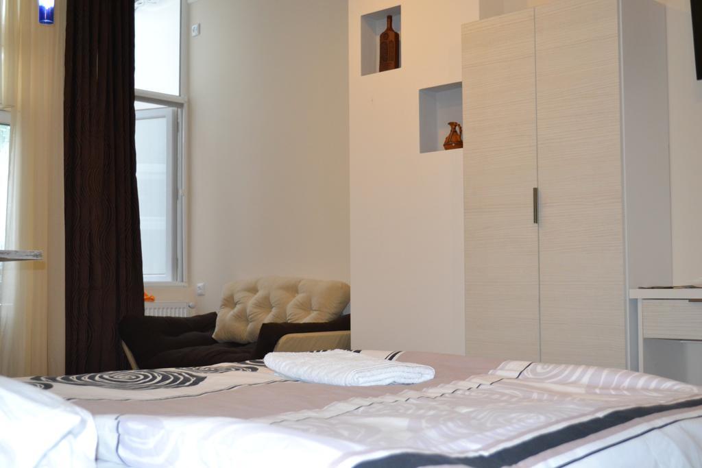 Family Apartment In Avlabari Tbilissi Extérieur photo