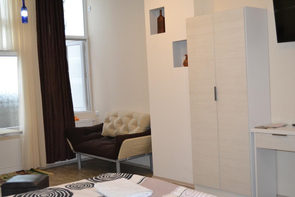 Family Apartment In Avlabari Tbilissi Extérieur photo