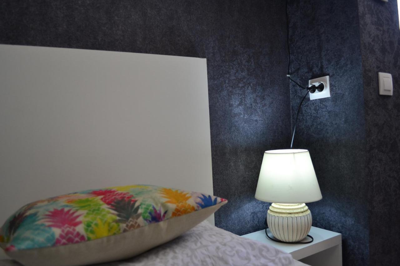 Family Apartment In Avlabari Tbilissi Extérieur photo