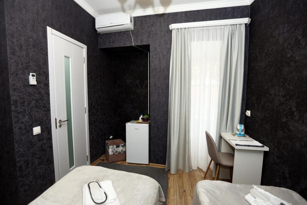 Family Apartment In Avlabari Tbilissi Extérieur photo